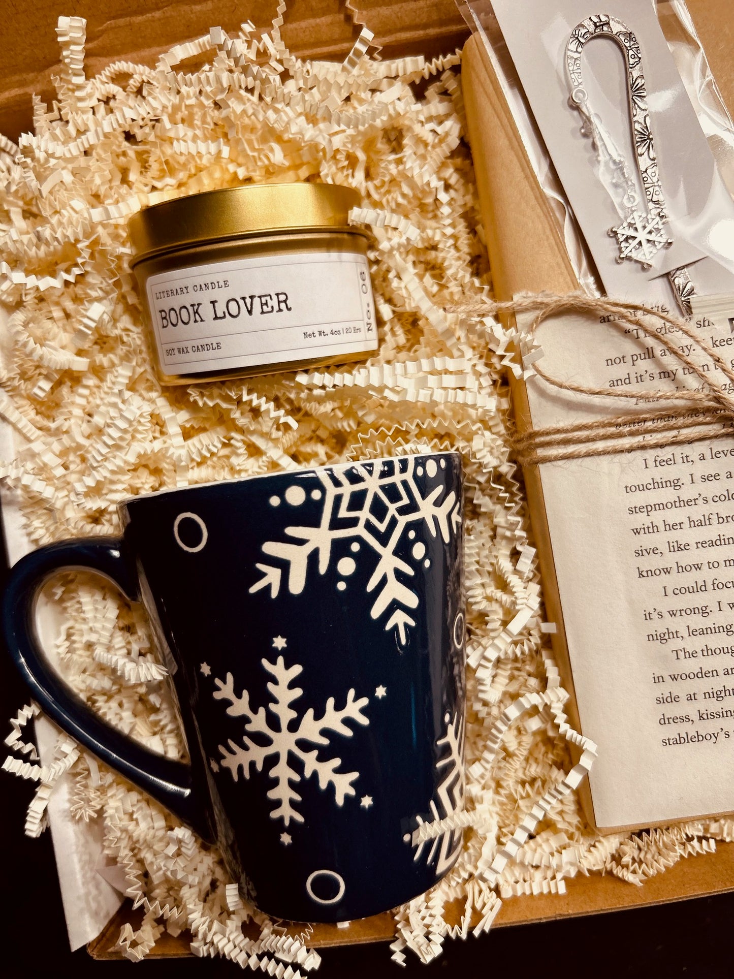 Winter Snowflake - Book Lover Gift Box