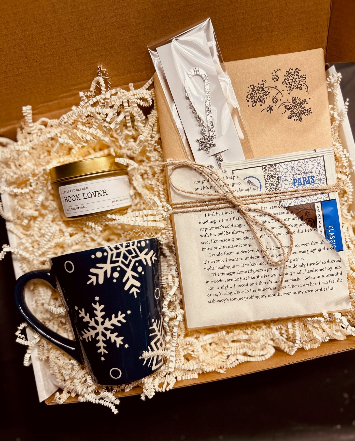 Winter Snowflake - Book Lover Gift Box